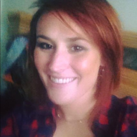 Meet your Posher, Catelin - Picture 3 of 3